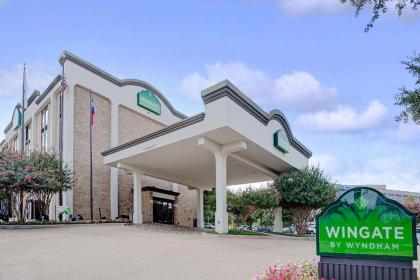 Wingate by Wyndham Richardson - image 9