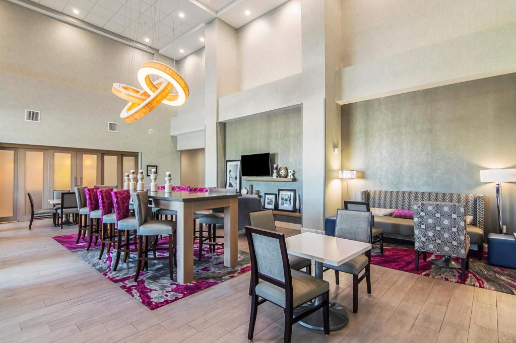 Hampton Inn & Suites-Dallas/Richardson - main image