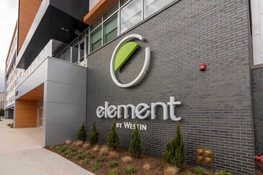 Element Dallas Richardson - image 2