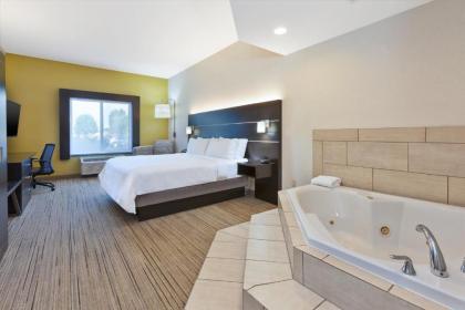 Holiday Inn Express Hotel & Suites Cleveland-Richfield an IHG Hotel - image 11