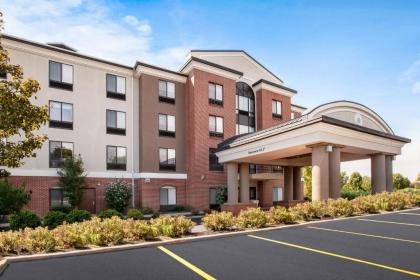 Holiday Inn Express Hotel & Suites Cleveland-Richfield an IHG Hotel - image 12