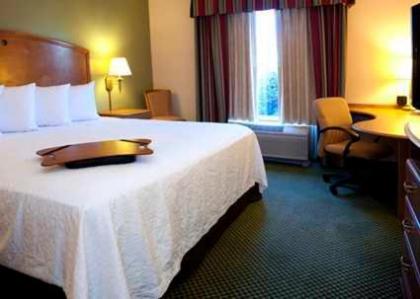 Hampton Inn Richfield - image 9