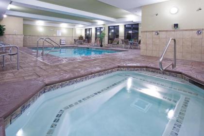 Holiday Inn Express Richfield - image 15