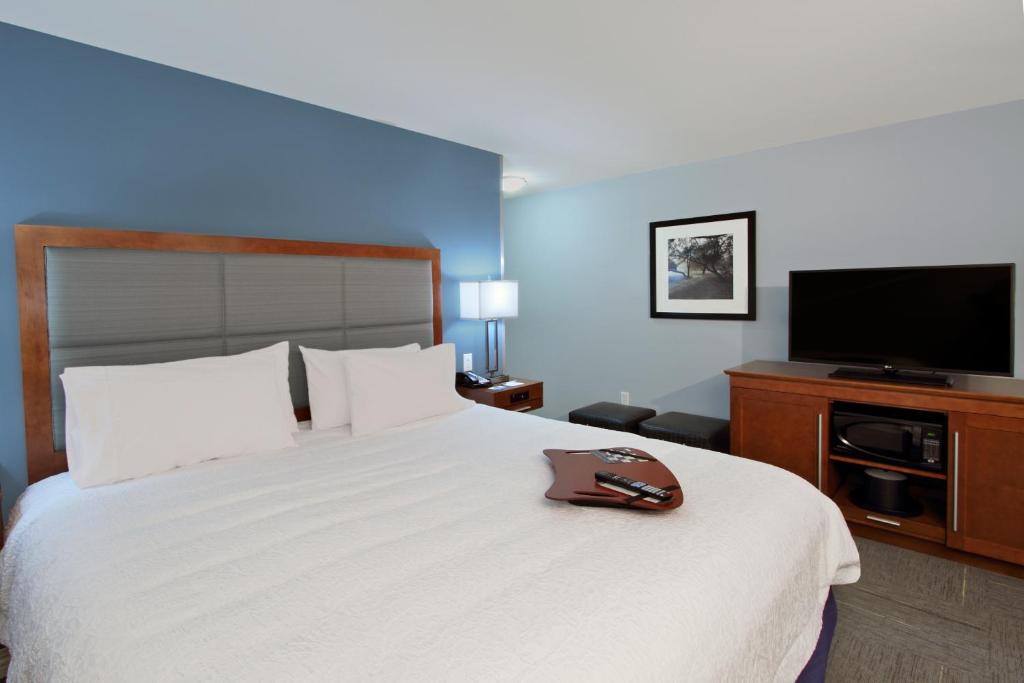 Hampton Inn Richland/South Jackson - image 4