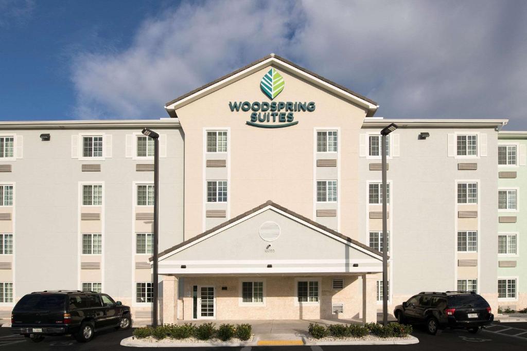 WoodSpring Suites Miami Southwest - main image