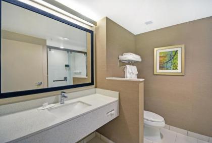 Fairfield Inn & Suites Savannah SW/Richmond Hill - image 8