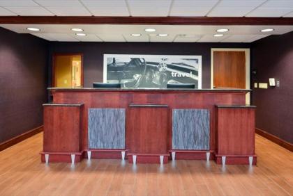 Hampton Inn & Suites Richmond - image 11