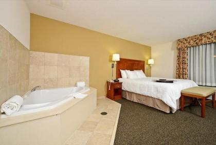 Hampton Inn & Suites Richmond - image 15