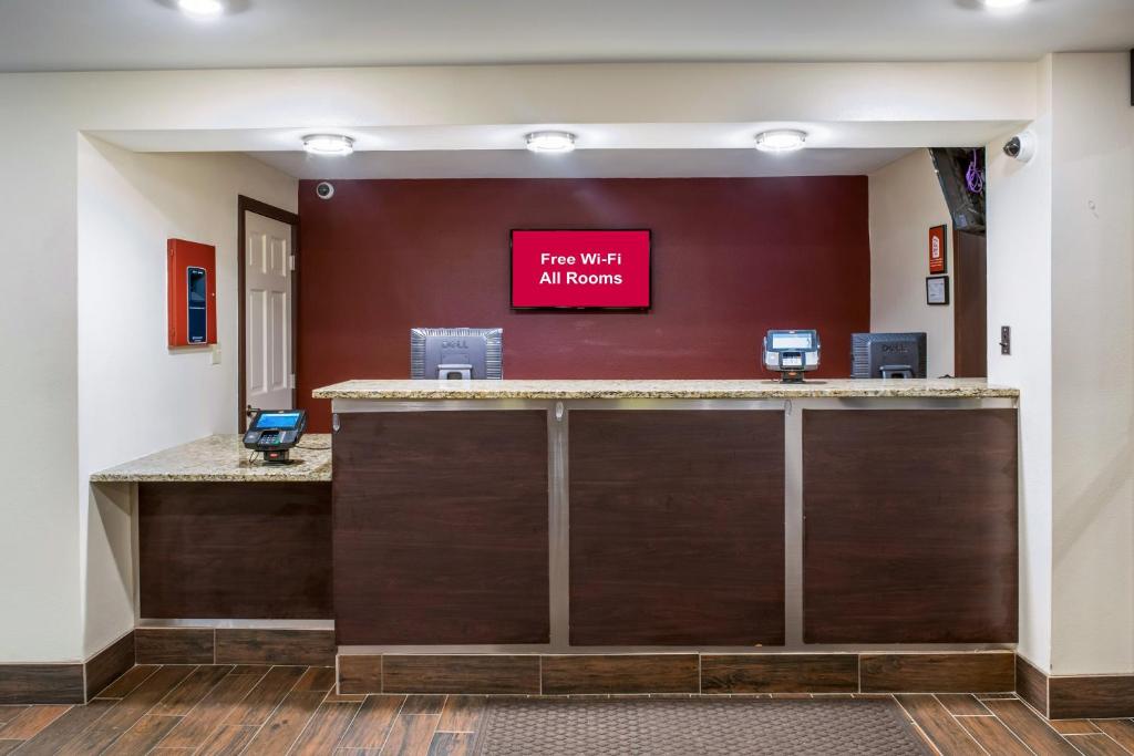 Red Roof Inn Richmond IN - image 3