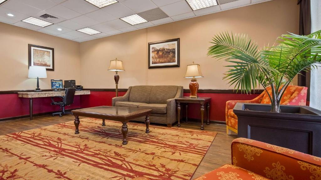 Best Western Richmond Hotel - image 2