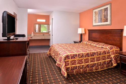 Americas Best Value Inn Richmond - image 3