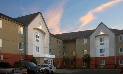 Candlewood Suites Richmond - South - image 3