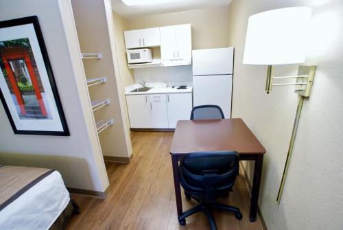 Extended Stay America Suites - Richmond - W Broad Street - Glenside - South - image 4