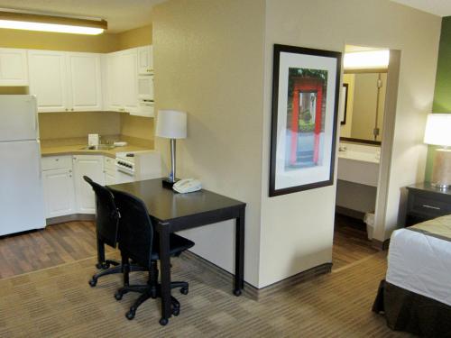 Extended Stay America Suites - Richmond - W Broad Street - Glenside - North - image 5