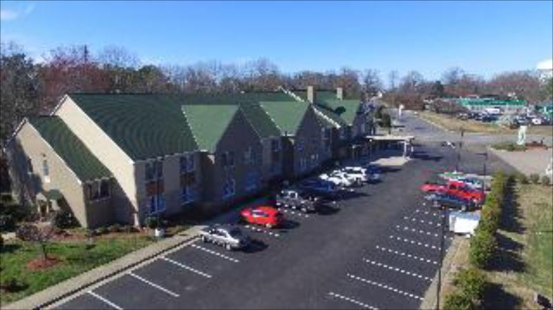 Country Inn & Suites by Radisson Richmond I-95 South VA - image 2