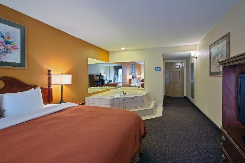 Country Inn & Suites by Radisson Richmond I-95 South VA - image 4