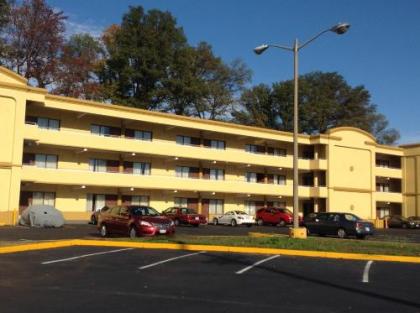 DIAmOND INN  SUItES Richmond Virginia