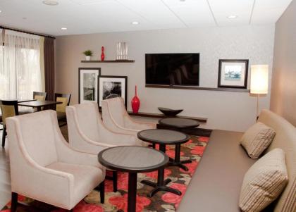 Hampton Inn Ridgefield Park - image 18