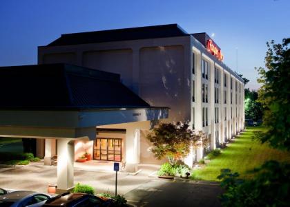 Hampton Inn Ridgefield Park - image 7