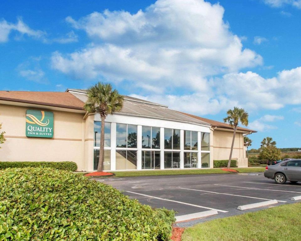 Quality Inn & Suites Ridgeland - main image