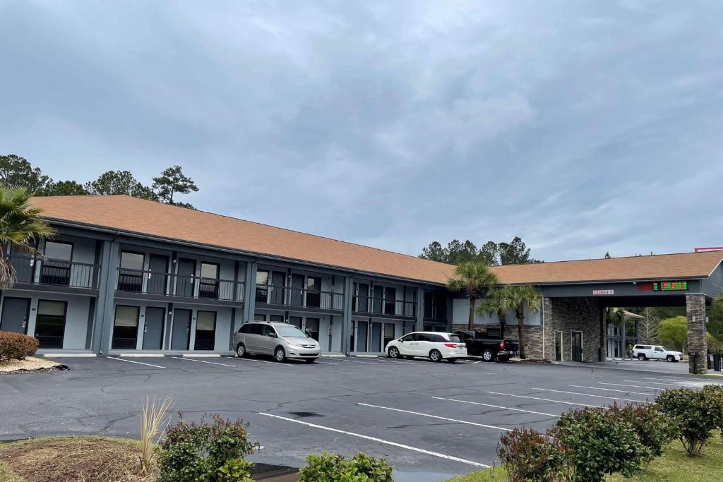 SureStay Hotel by Best Western Ridgeland - main image