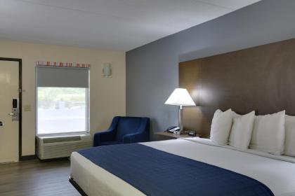 SureStay Hotel by Best Western Ridgeland - image 9