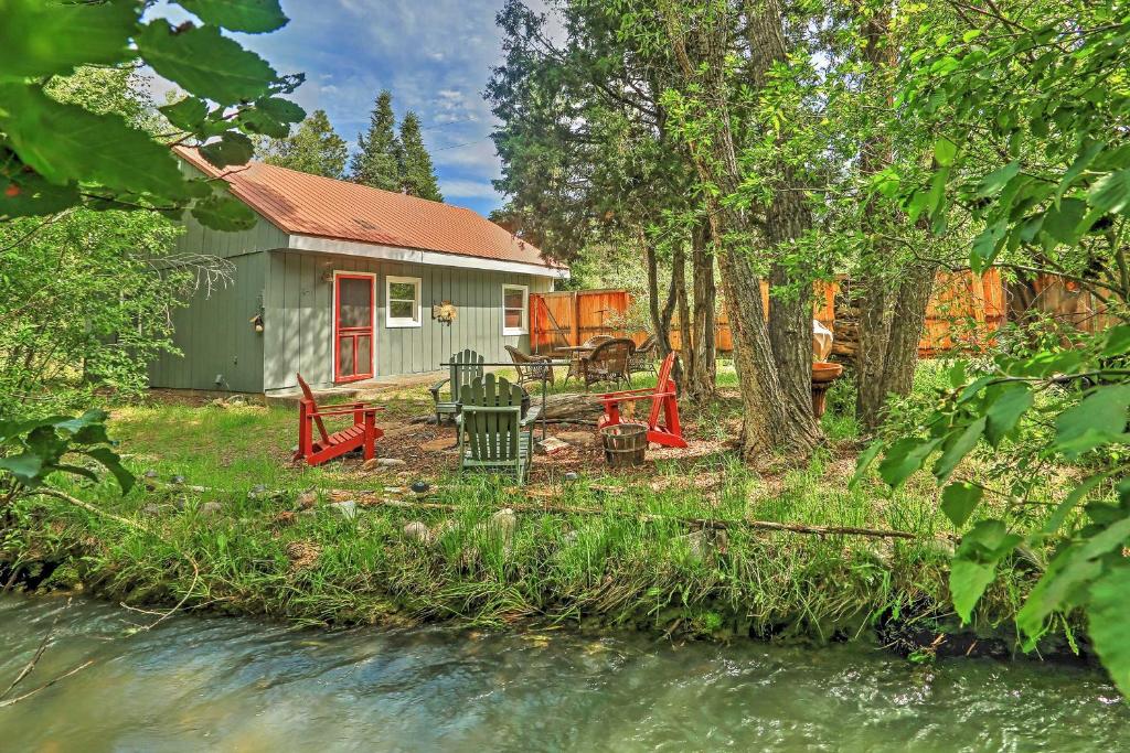 Private Creekside Cottage Between Ridgway and Ouray! - image 3