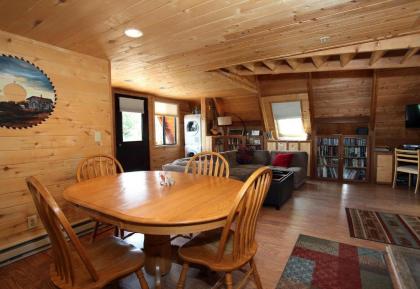 Catamount Cabin - image 14