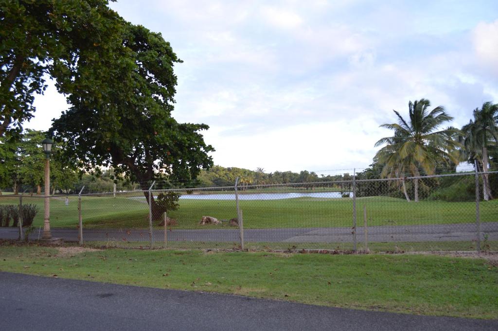 Beach Front Apartment Rio Mar Puerto Rico - image 7