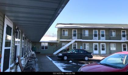 Stay Inn Motel - image 4