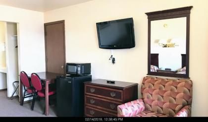 Stay Inn Motel - image 9