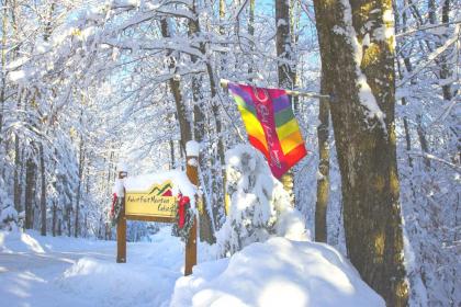 Robert Frost Mountain Cabins - image 3