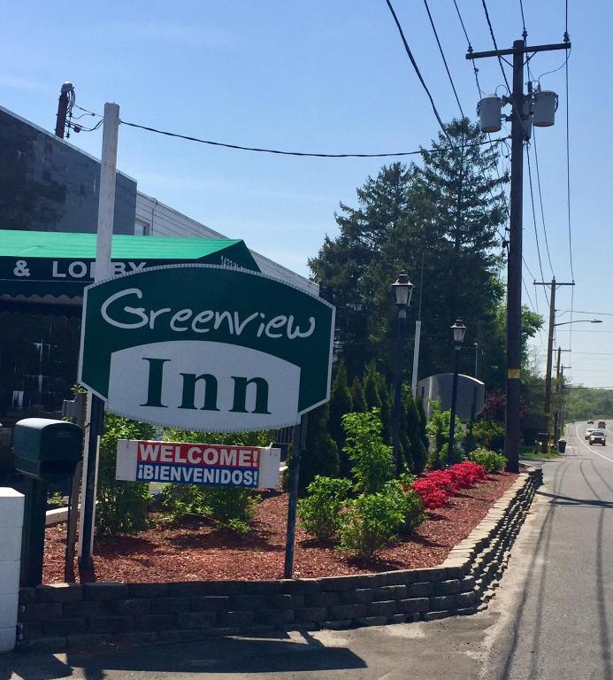 Greenview Inn Riverhead - main image