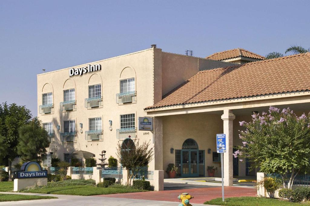 Days Inn by Wyndham Riverside Tyler Mall - main image