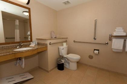 Hampton Inn & Suites Riverton - image 12