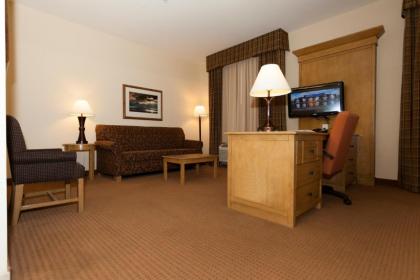 Hampton Inn & Suites Riverton - image 15