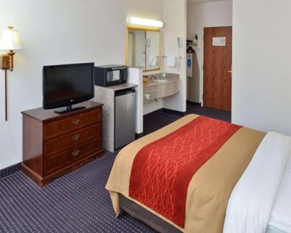 Comfort Inn & Suites Riverton - image 15