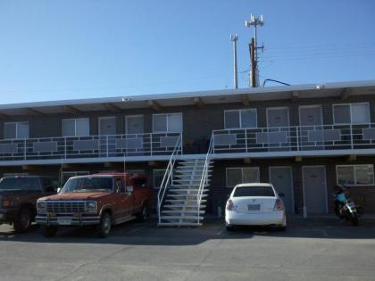 Tomahawk Motor Lodge - image 12