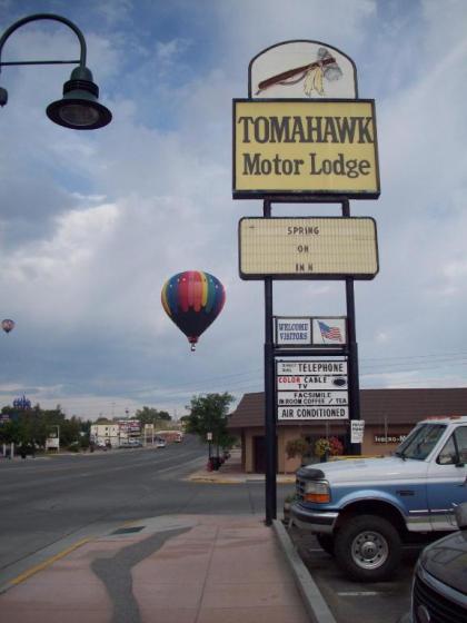 Tomahawk Motor Lodge - image 13