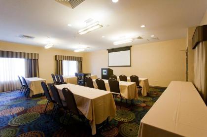 Holiday Inn Express Hotel & Suites Chicago-Deerfield/Lincolnshire an IHG Hotel - image 14