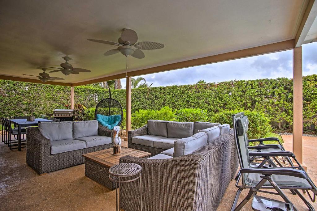 Riviera Beach Home with Pool - Walk to Beach! - image 6