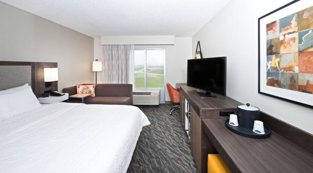 Hampton Inn and Suites North Fort Worth - main image