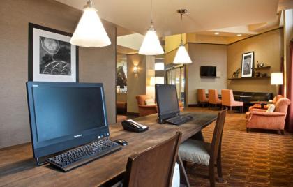 Hampton Inn and Suites North Fort Worth - image 13