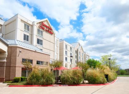 Hampton Inn and Suites North Fort Worth - image 3