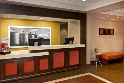 Hampton Inn and Suites North Fort Worth - image 6