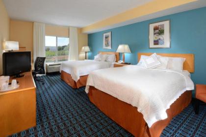 Fairfield Inn  Suites Roanoke HollinsI 81 Virginia