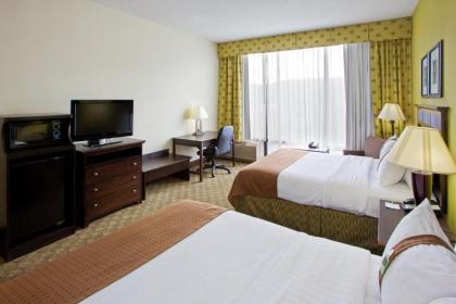 Holiday Inn Roanoke - Tanglewood Route 419 & I 581 an IHG Hotel - image 2