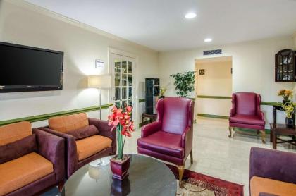 Quality Inn Tanglewood - image 11