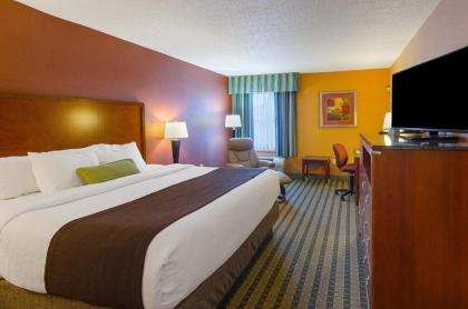 BEST WESTERN PLUS Inn at Valley View - image 12