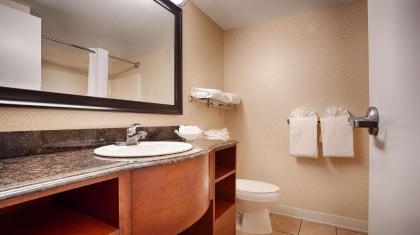 BEST WESTERN PLUS Inn at Valley View - image 5